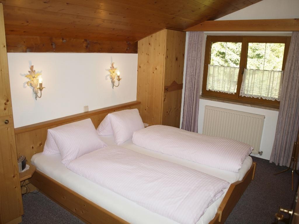 Apartamento Haus Moosplatzl Leutasch Habitación foto